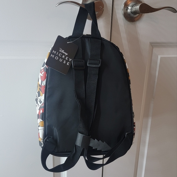 Mickey Mouse - Picture 3 of 6